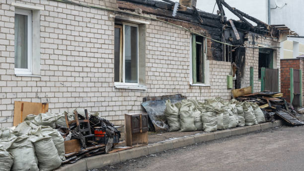 24/7 Emergency Fire Damage Restoration experts in Newhall, IA